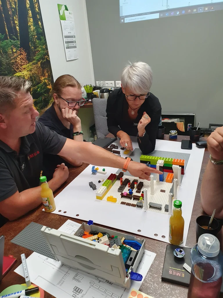 Workshop mit Lego und 3D-Druckteilen